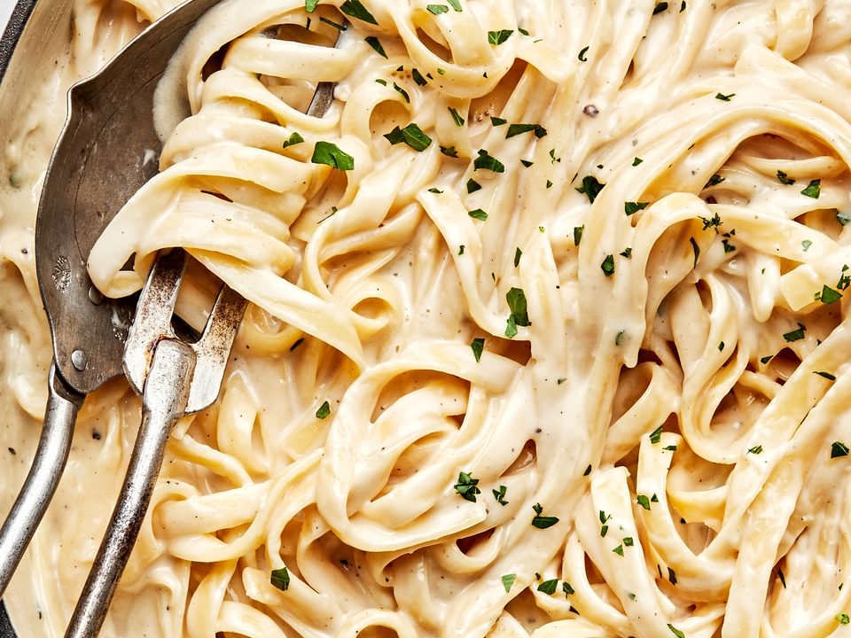 Fettuccine Alfredo